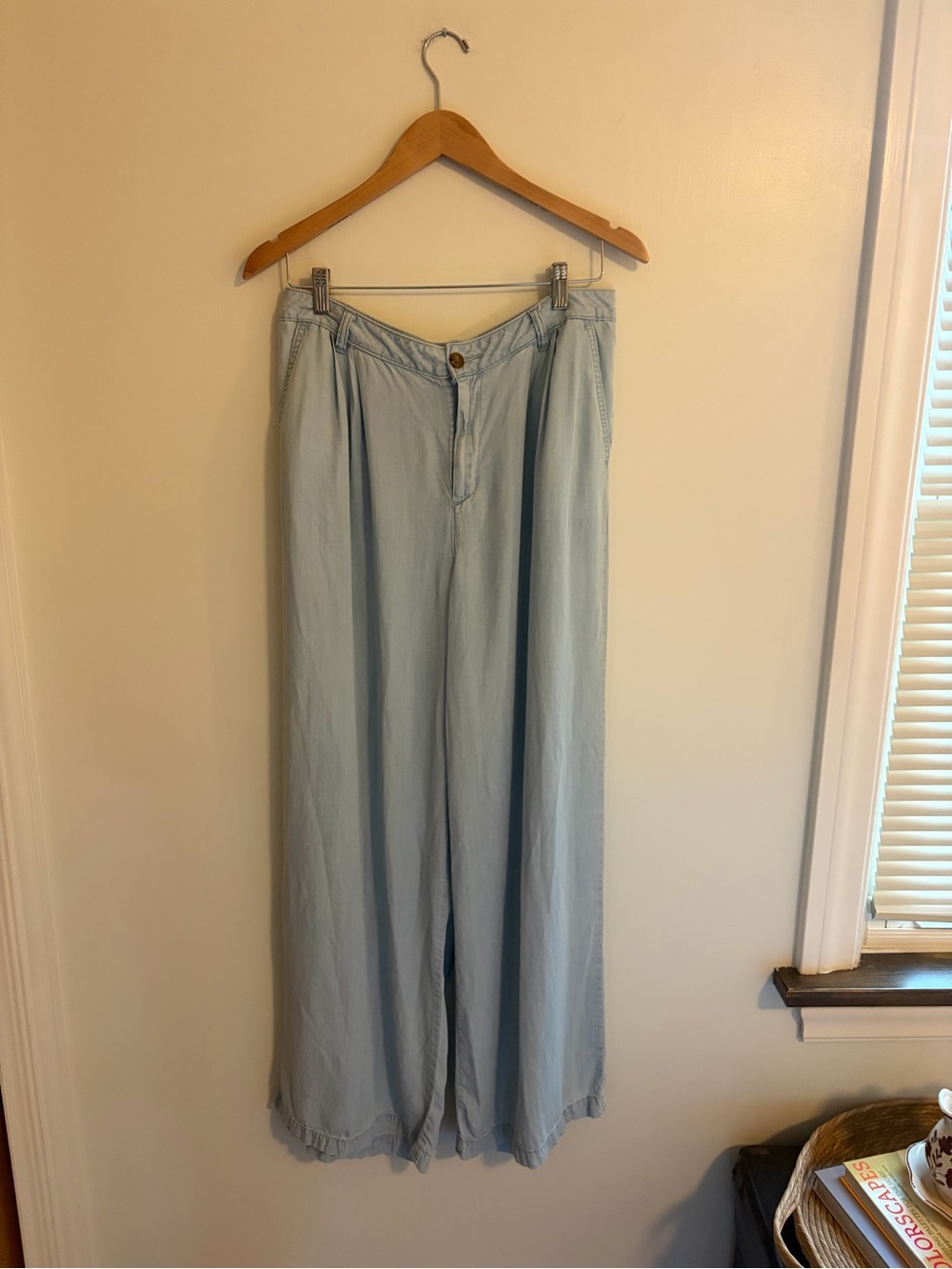 Vintage a.n.a. Wide-Leg Chambray Pants